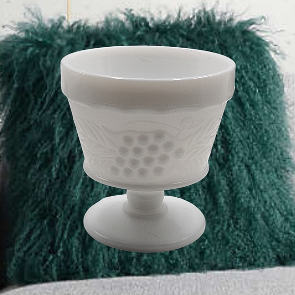 Other - 🌲10/$20. Anchor Hocking Grape and Leaf Milk Glass Sherbet Mid Century
